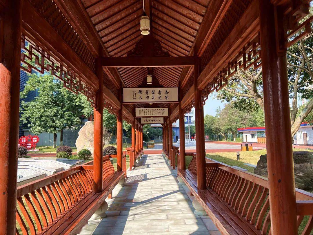 笔墨扬清风廉洁树正气遂宁消防打造廉政文化长廊