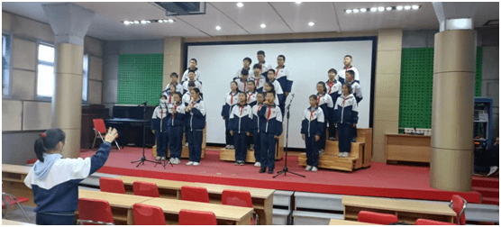 "双减"我们在行动 | 四合庄中学开展"歌声里的党史"班级合唱比赛