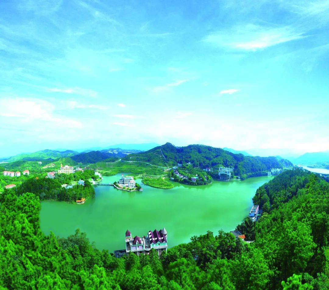 清新区二十一度山居