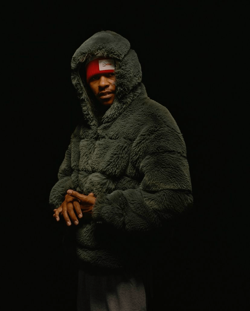 带着 Supreme x WTAPS即将来袭 丑到爆还是抢断货？