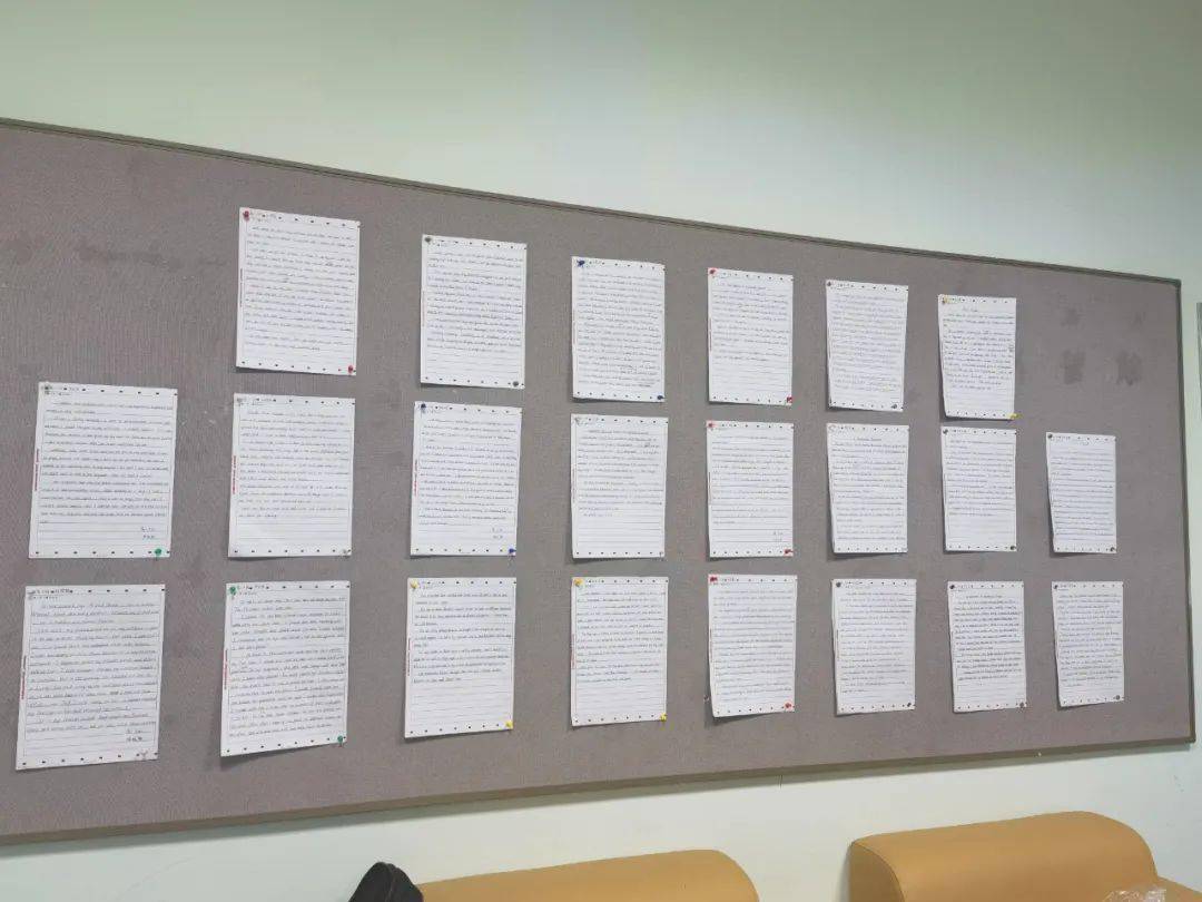 特色礼贤 展笔尖风采 览诗歌万象 高一英语学科周活动顺利开展 青岛 引导 万象