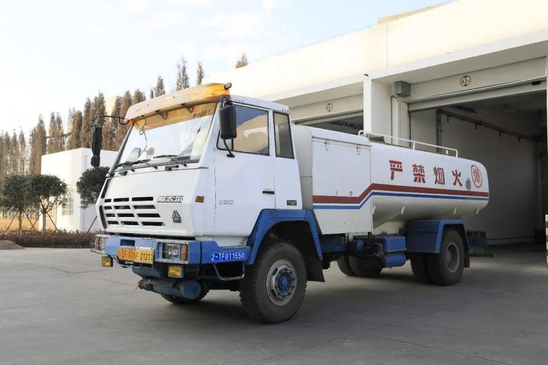 看飞机吗不这次带你认认车