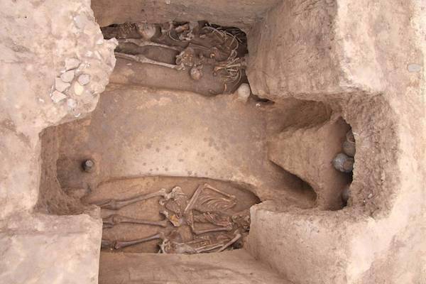 百年考古记磨沟一处有着特殊意义的齐家文化墓地