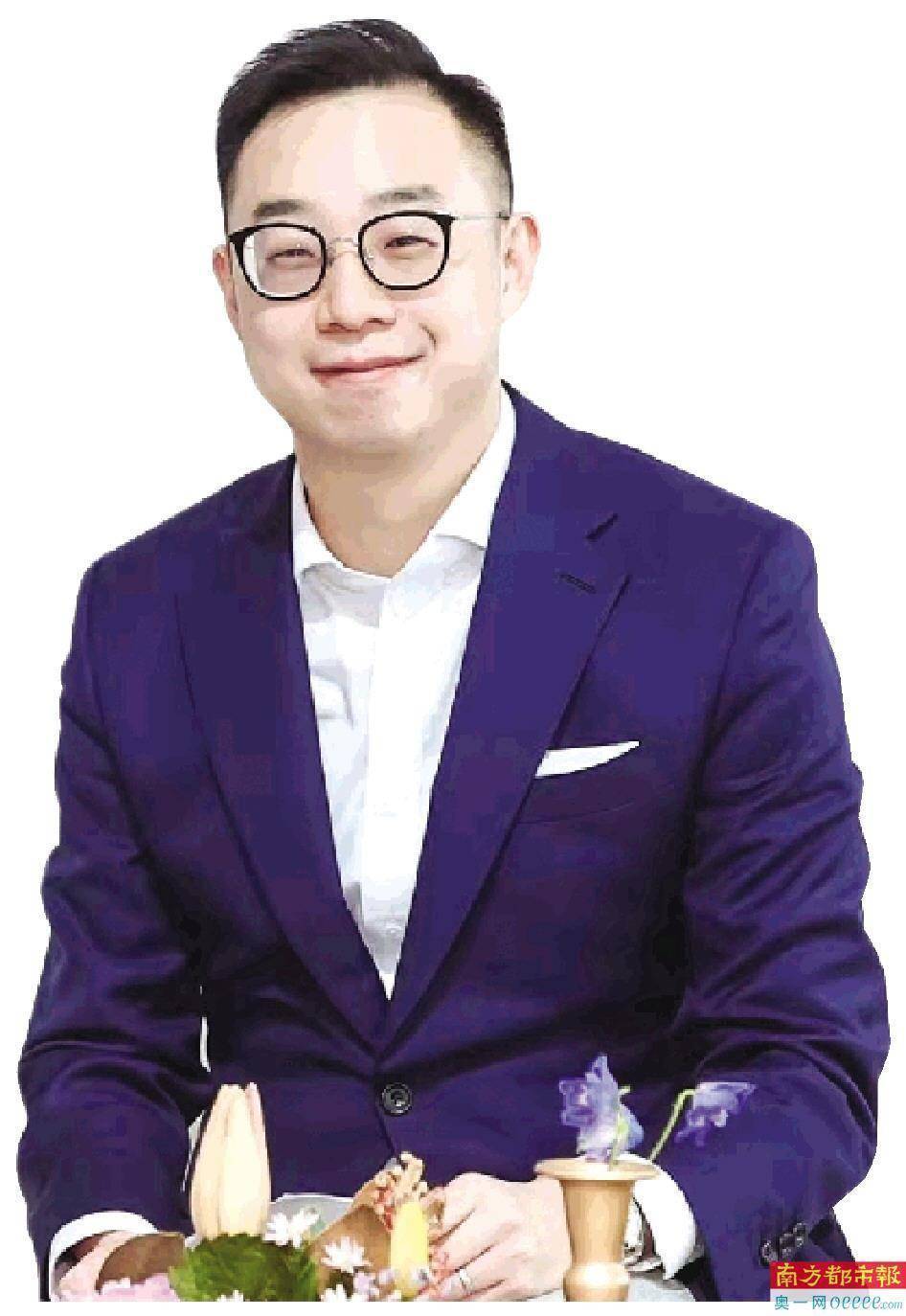 周大福智慧零售及电商总经理黄均廷.