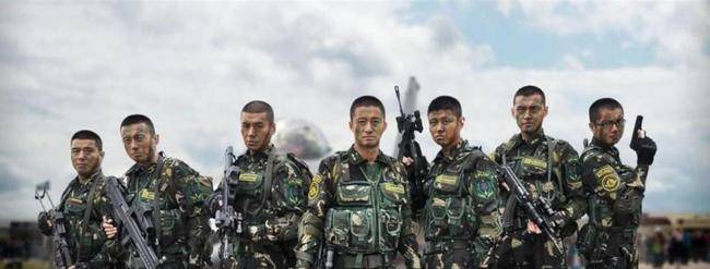 曝林俊杰违规停车曝林俊杰千万法拉利违规停车！
