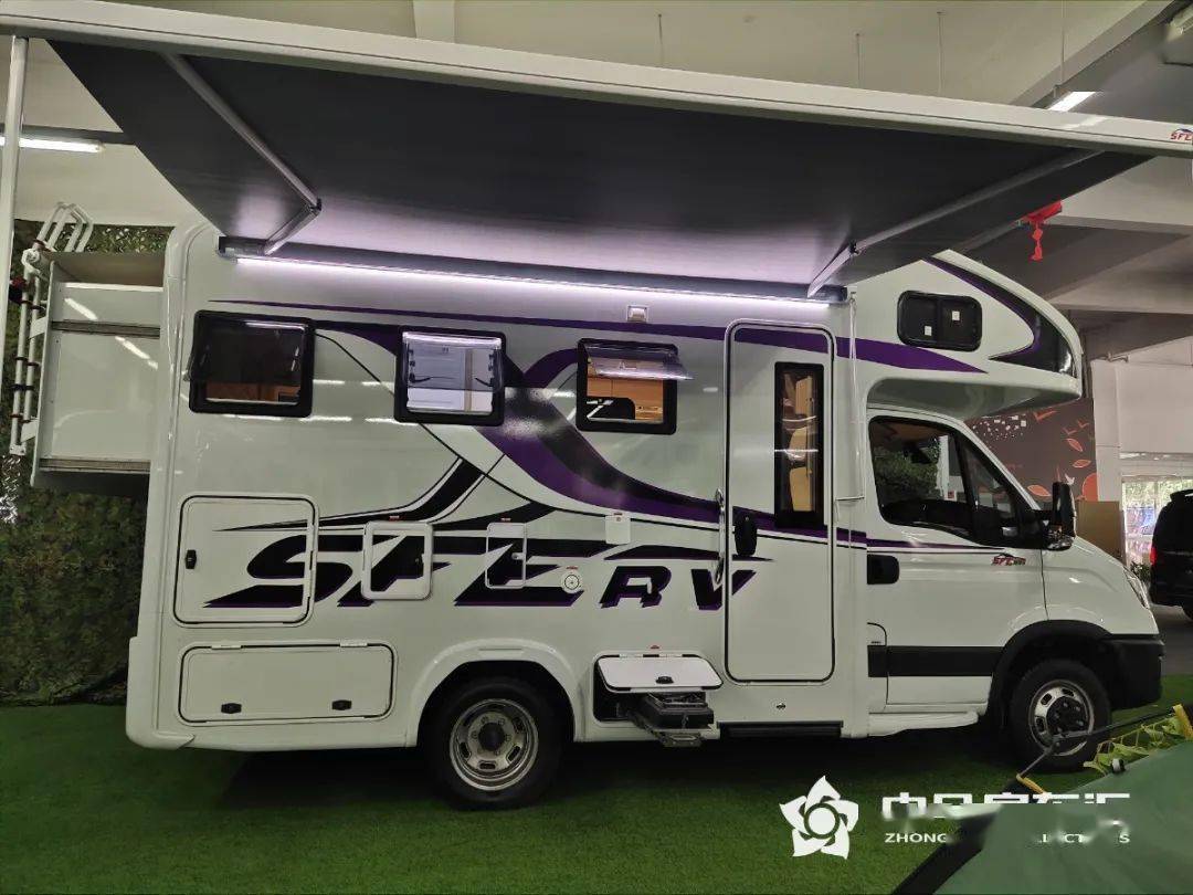 现车实拍丨赛佛尔 国产依维柯 双拓大顶 白_房车_丰田_奔驰