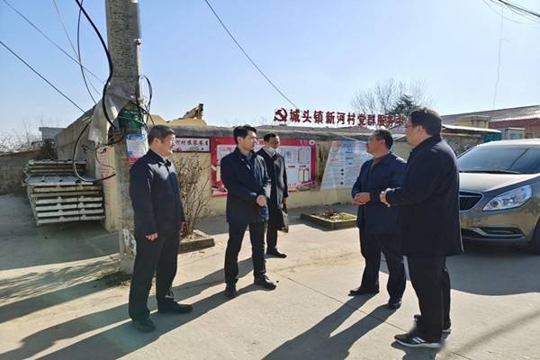 采取"四不两直"方式,到赣榆区城头镇新河村开展"我为群众办实事"专题