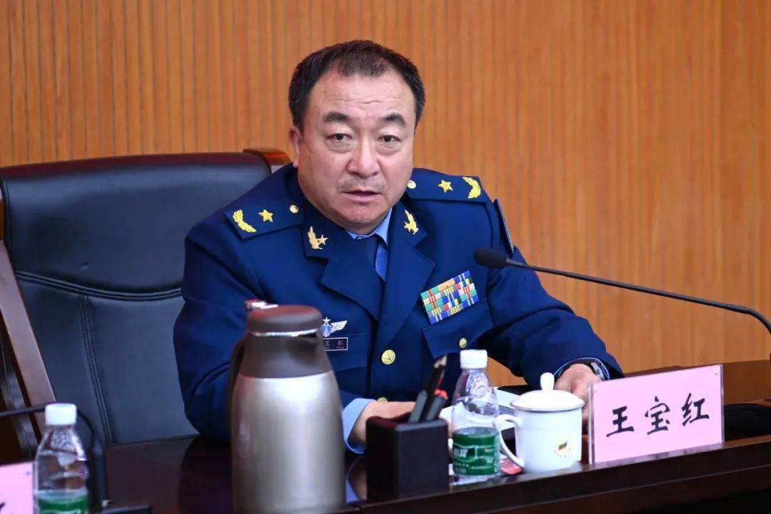 王政委在讲话中,对各单位在教学改革,课程建设等工作中取得的成果和