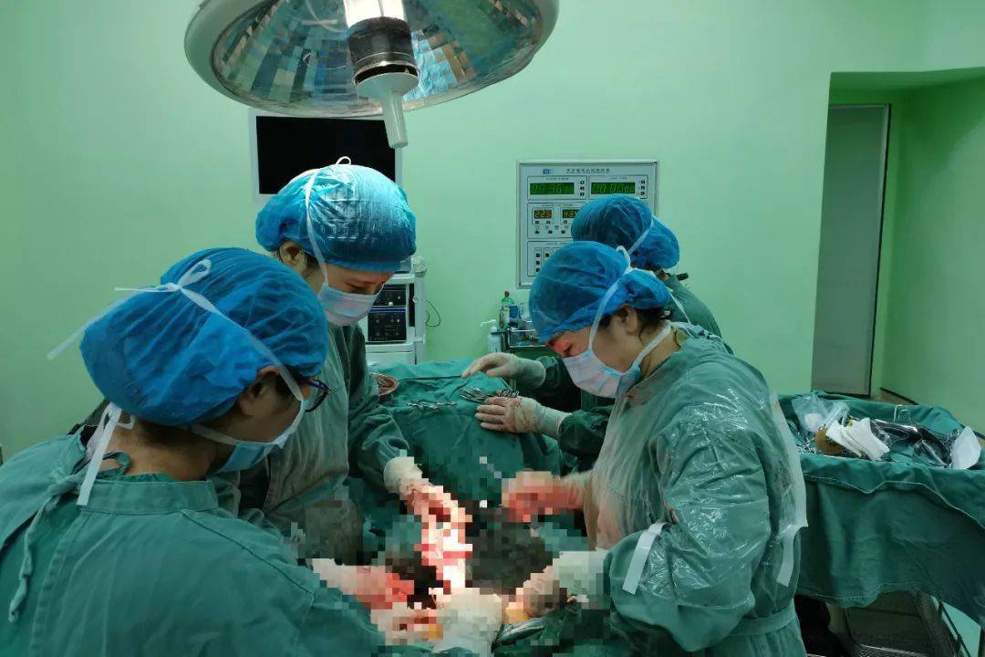 阳谷县人民医院产科成功抢救一例子宫破裂孕妇_患者_值班_手术