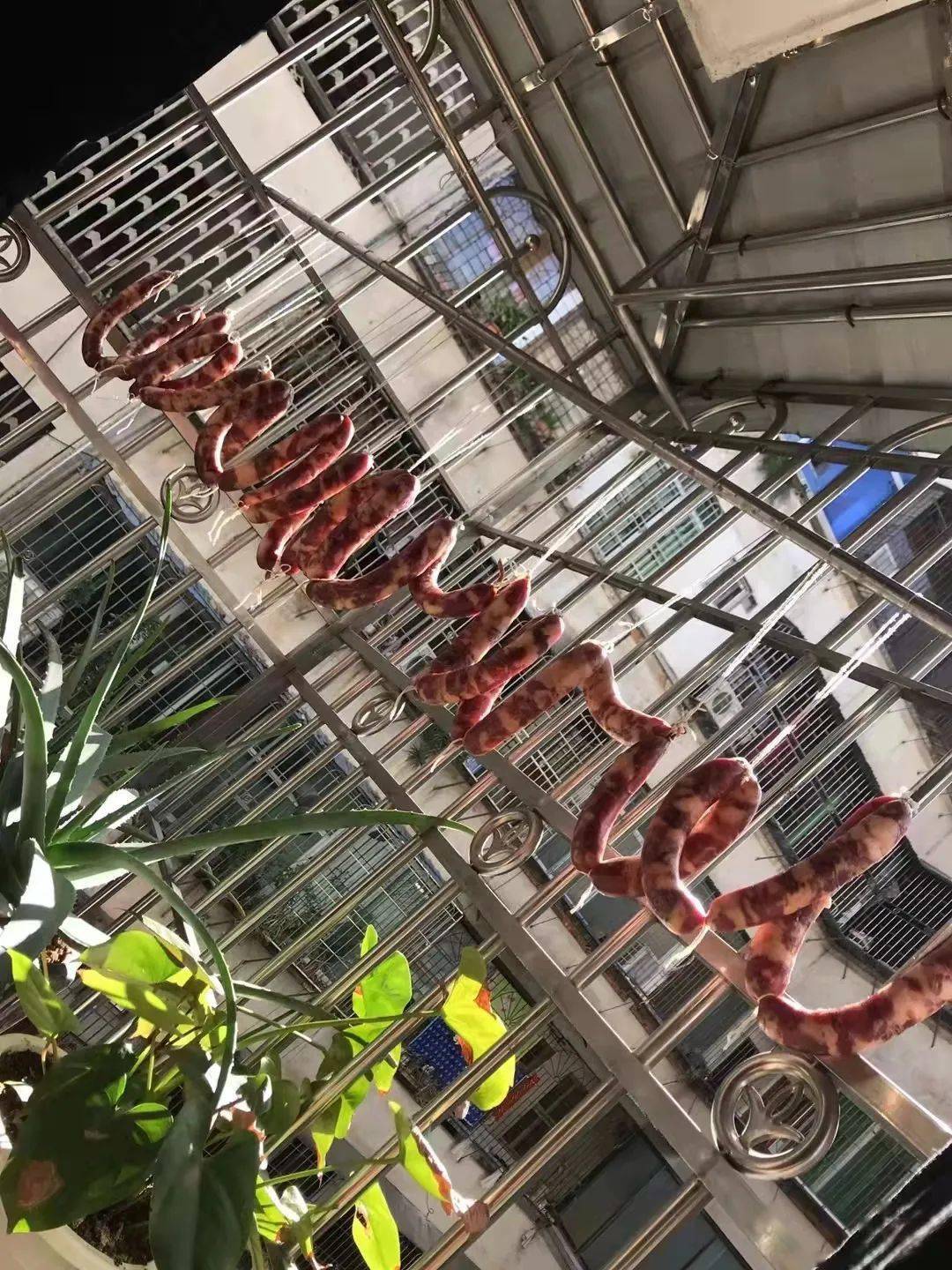 又到腊肉香肠季,乐昌这些"晒肉大法"让人慕了!