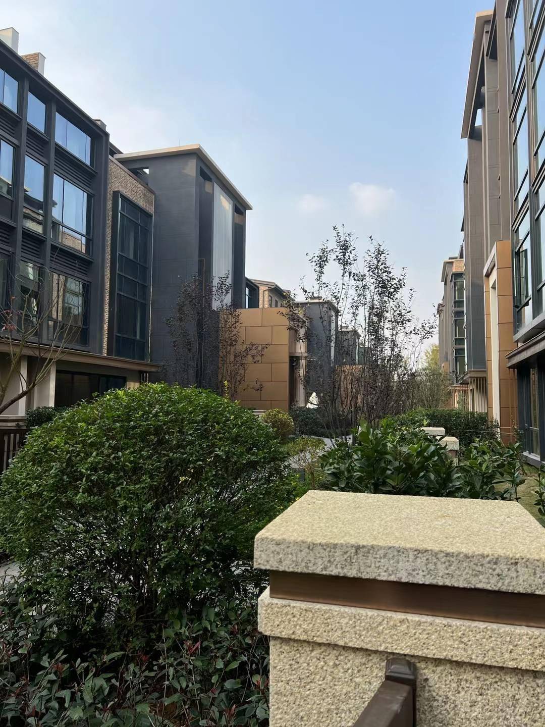 现场图成都悠山郡水电改造图丨装修选择越纠结,就越会犯错误