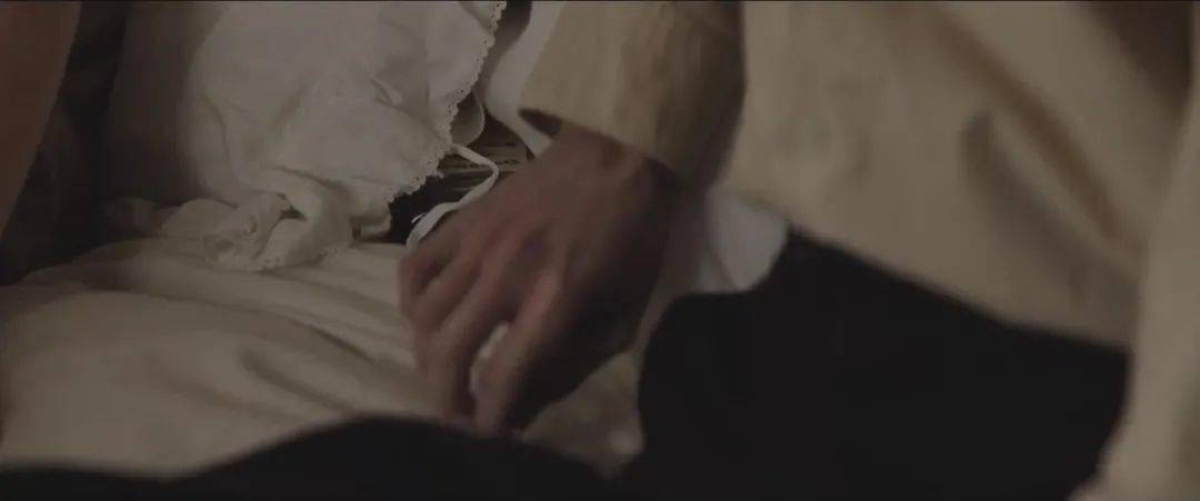 角色|颁奖季！深柜之死，是一场温柔的诱杀