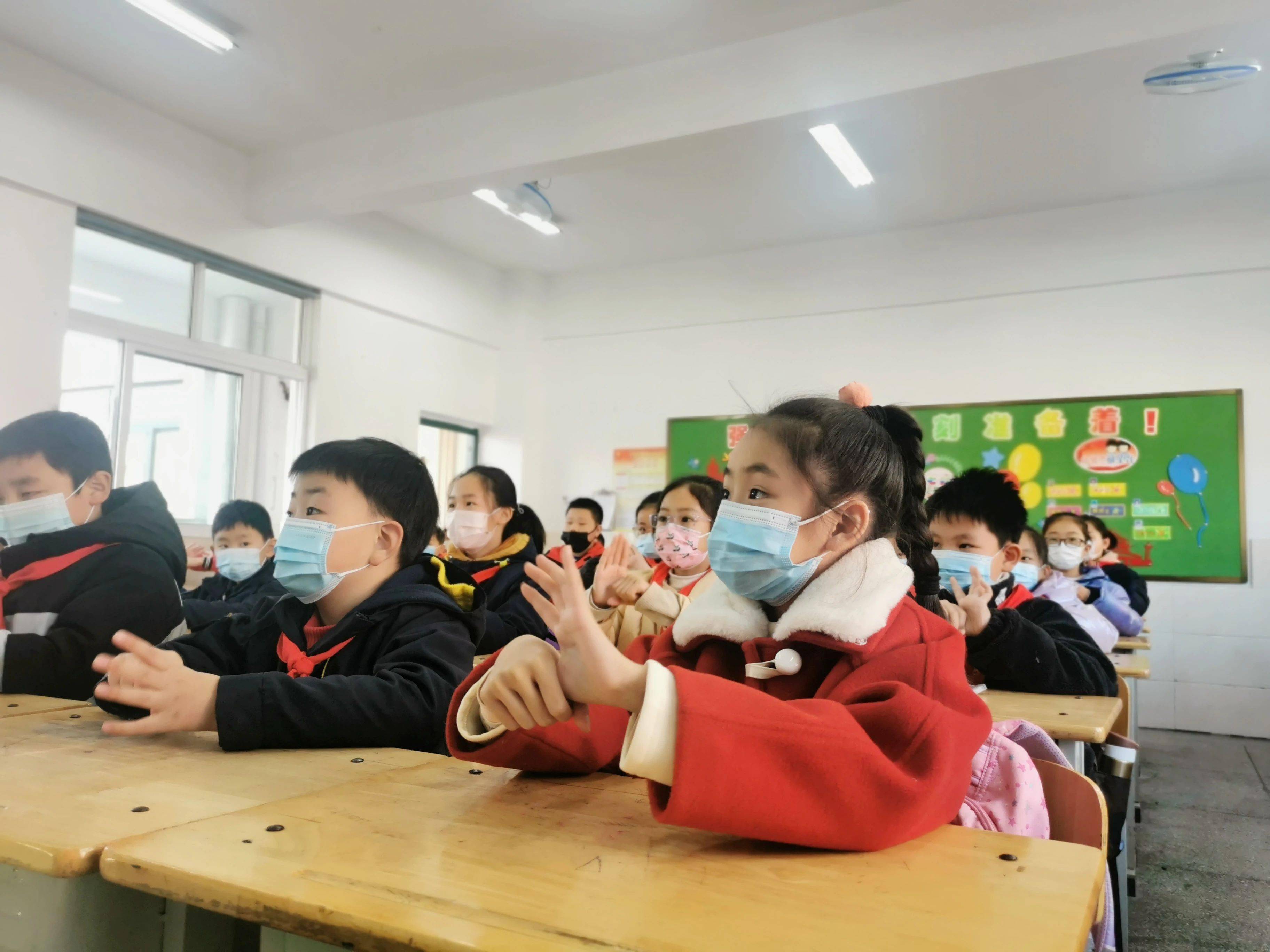 梅岭小学西区校图片