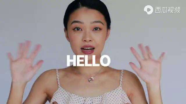 浦西女生人手一瓶的沐浴露美瞳配饰护肤八月爱用物