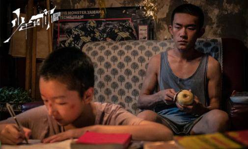 什么是少年什么是成年 3329f8e74f3e4fd487b56ae234e9a8ff.jpeg