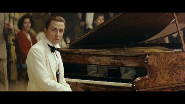 《海上钢琴师》1900:有限世界里的无限自由