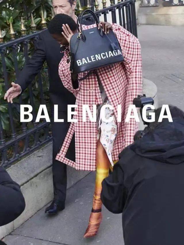 设计「丑」是如何成为流量密码的？