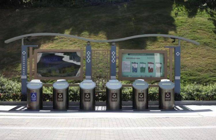【原创】深圳首个高校智能地埋式垃圾桶落户南科大_分类_设备_自动