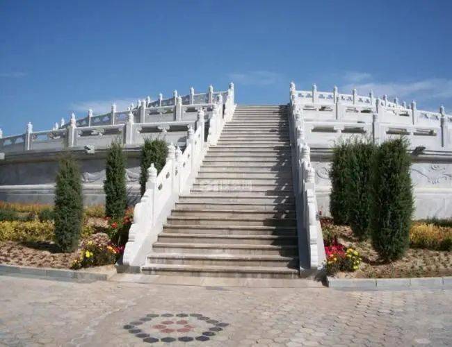 67石碑的恋曲写在石门峰烈士文化公园陵园作者野笛合诵二地秋品茶