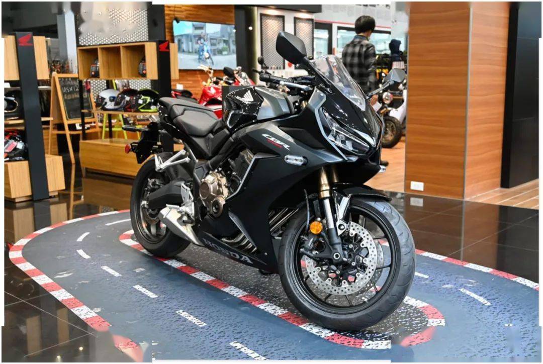 车主说车] 2021 HONDA CBR650R 公认的三大优点& 三大缺点……_手机搜狐网