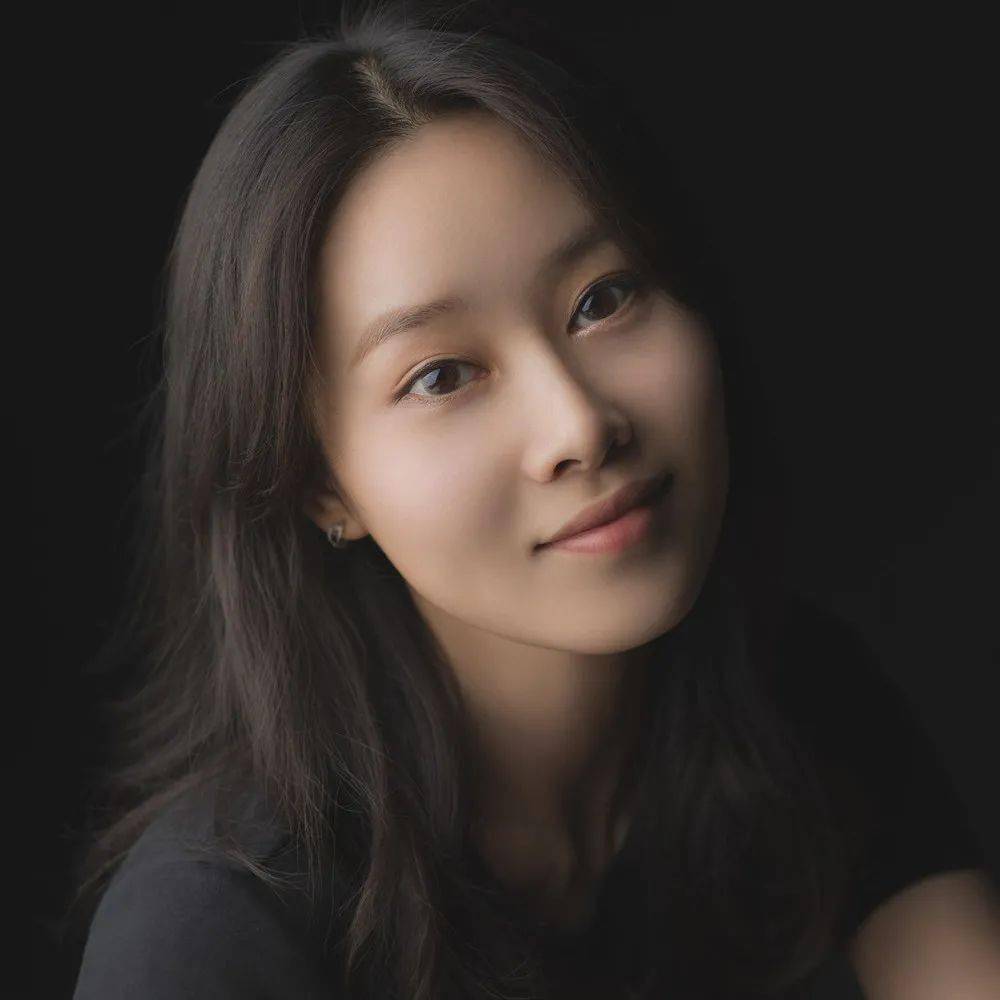 贾惜春刘琦饰 李纨/司棋朱杰饰 晴雯马青利饰 袭人/尤三姐郭彤彤饰