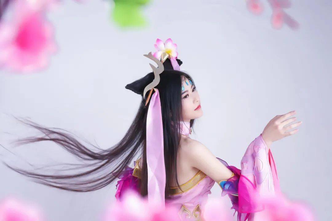 cosplay特辑丨《王者荣耀》貂蝉cos_娜可露露_漫友_铃儿