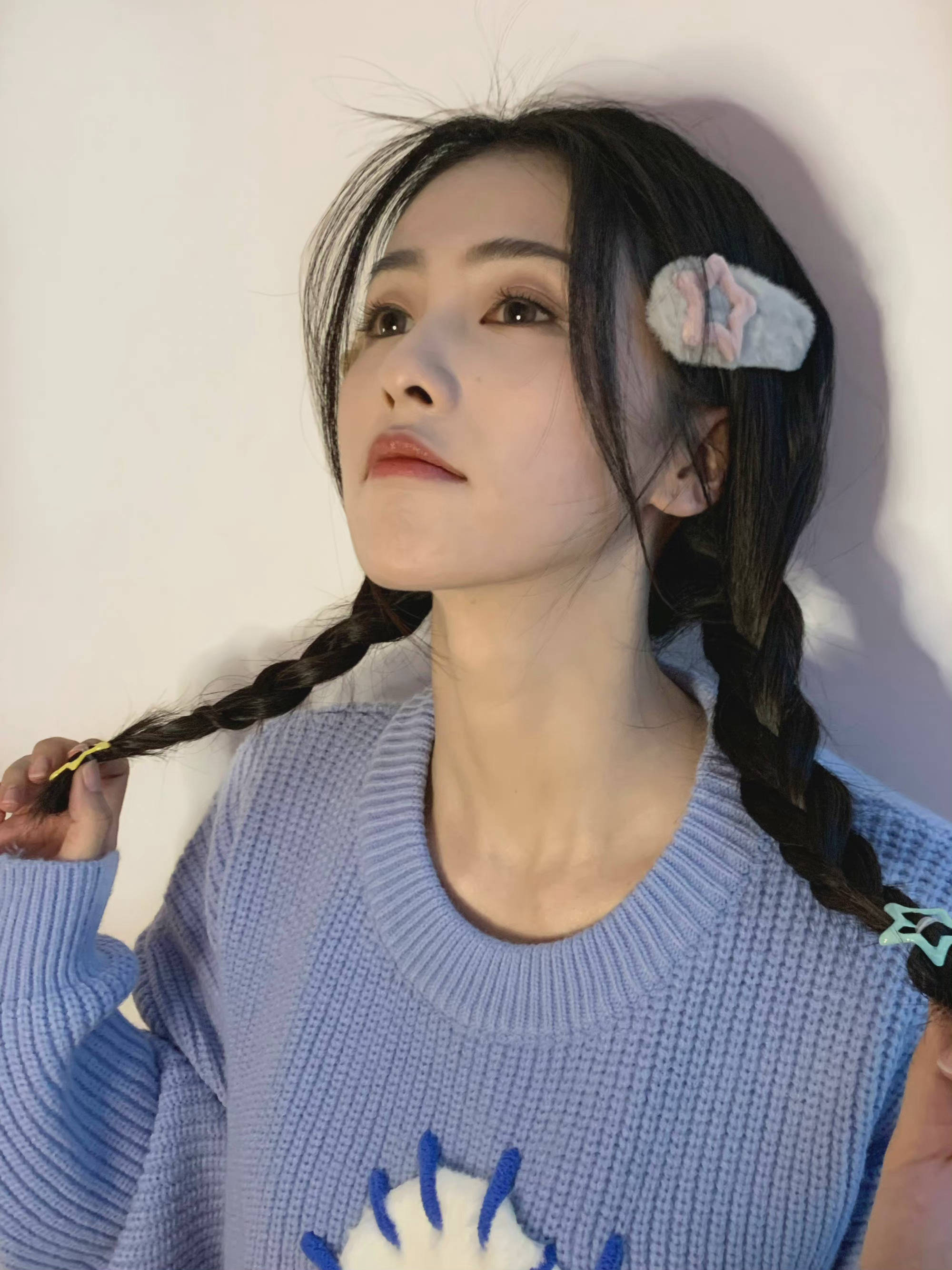 白鹿十二月日常polg麻花辫好可爱呀少女感满满十二月快乐