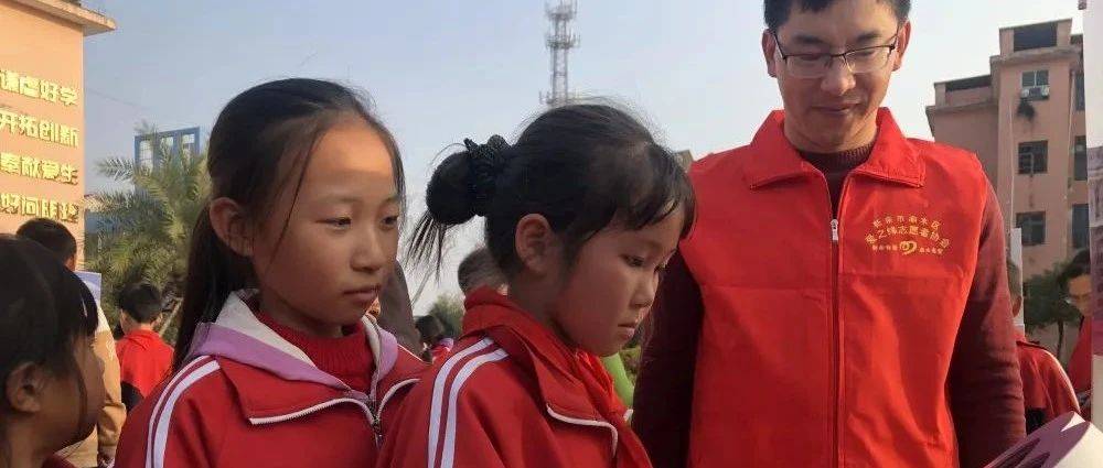 【我为群众办实事】他们不约而同，太暖心了......_科普_姚圩镇_展品