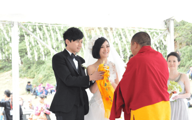 张杰谢娜婚礼举办地,心中的日月,香格里拉_小映_古城_特色