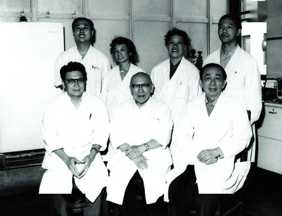 主任话科史呼吸与危重症医学科主任王孟昭而今迈步从头越