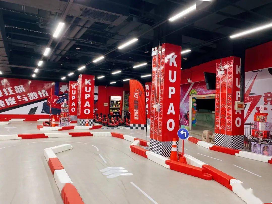 1212元变身赛车手超火的室内儿童卡丁车空降新郑孩子们都玩疯了