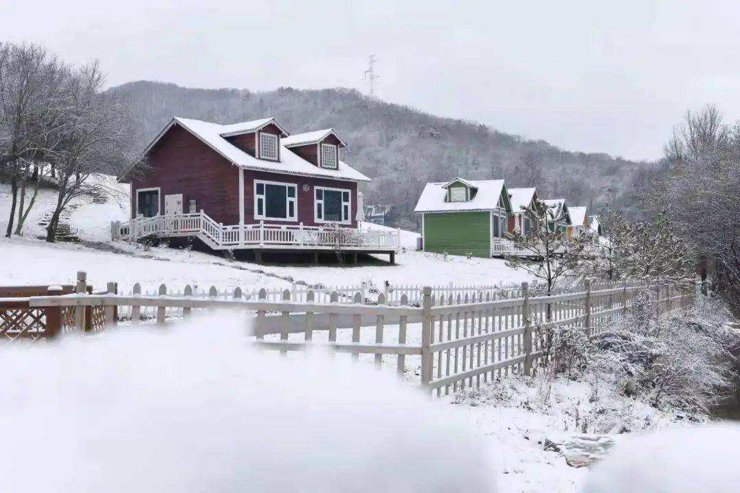 赞咸阳旬邑鹿野苑旅游宣传片亮相北京西站