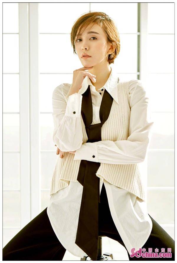 惊艳的女性衬衫 a65572bf82e54be7bd5ab1857c16ca0d.jpeg
