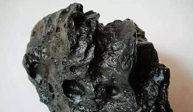 陨石的市场价值以及陨石的珍贵程度_地球_宇宙_生命