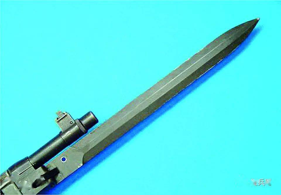 自主研发却被埋没的中间威力步枪捷克斯洛伐克vz52半自动步枪上独特