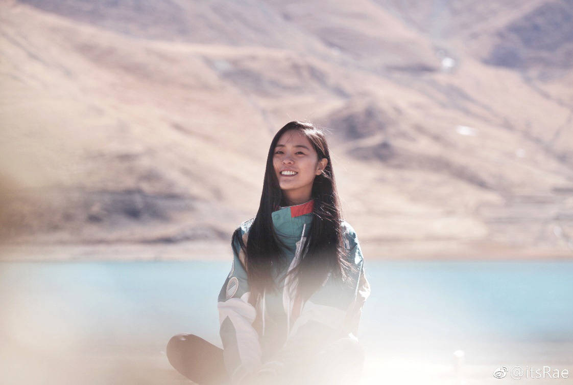 在itsrae的镜头里,旅行有沿途风景,更有人和故事的