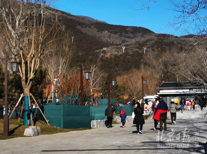 游客|全新亮相！北京八大处公园门区改造建成溪水景观和步行广场