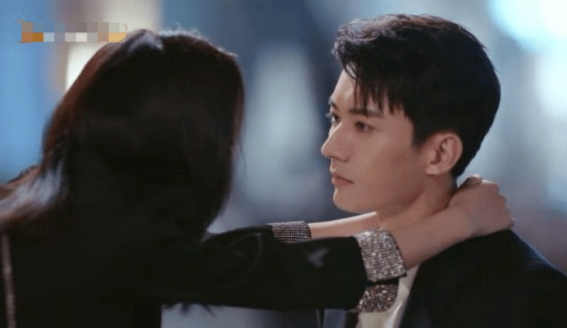 滤镜电视剧男女主剧情 a8de879c0109469196894545e5c3c26c.png