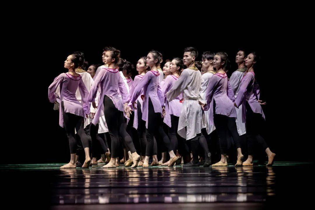 重庆大学团委b站线上直播,期待和你们见面 73图片 | 艺术学院舞蹈系