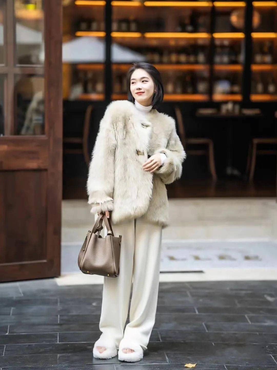 noeMie “云朵裤”火了!比阔腿裤还显瘦!!