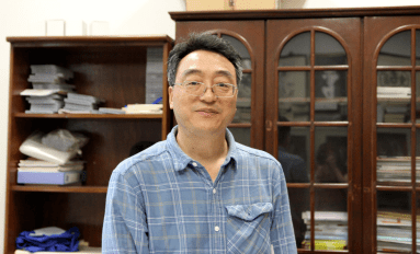 高峰访谈录黄荣华文化贯通与生命体验