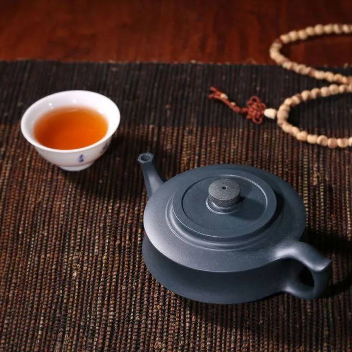 茶语馆 | 一壶清茶，半日浮生_世味静_独悟_从容