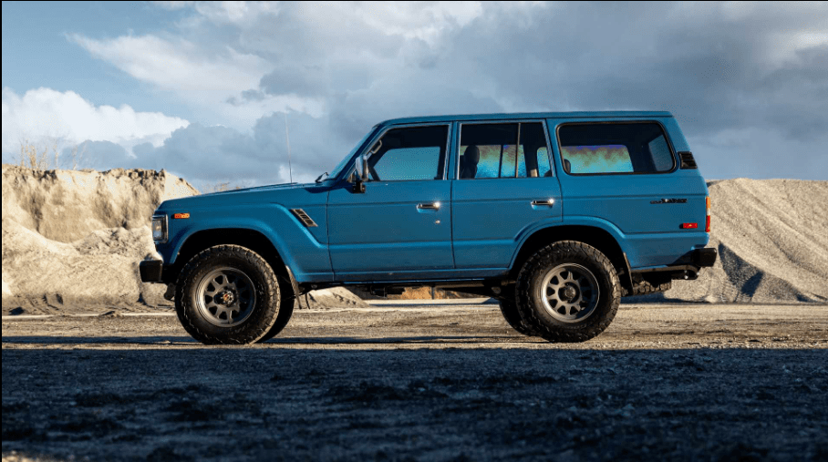 丰田陆地巡洋舰fj62具有现代化的设施 最大输出功率可达430马力_搜狐