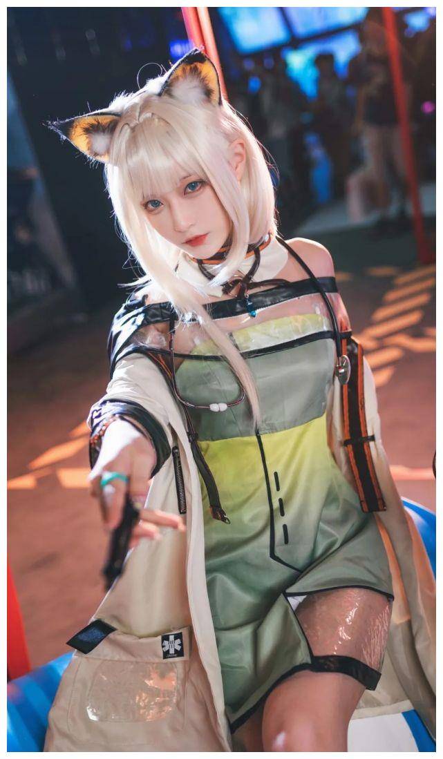 cos明日方舟凯尔希cos正片鬼舞