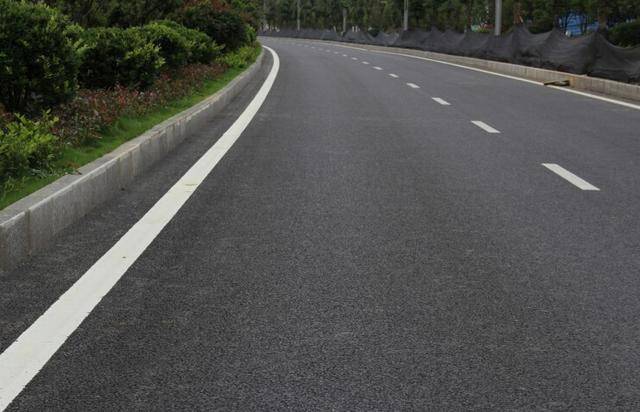 道路的路面是如何分类的什么是柔性路面什么是刚性路面