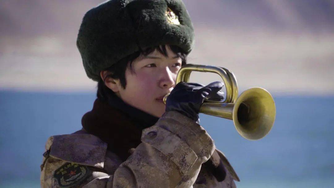 来自陆军的小姐姐,认识一下吧_坦克_女兵_新疆军区