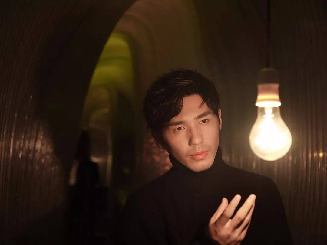 如何成为明星摄影师 f17cee53c2eb4a75bacea1e6538fb3f4.jpeg