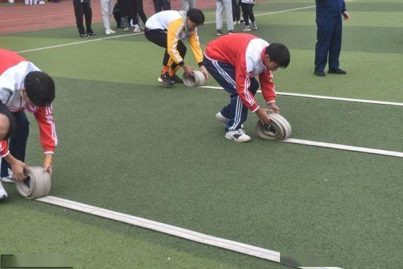 科目|四川内江：大中学生赛消防技能