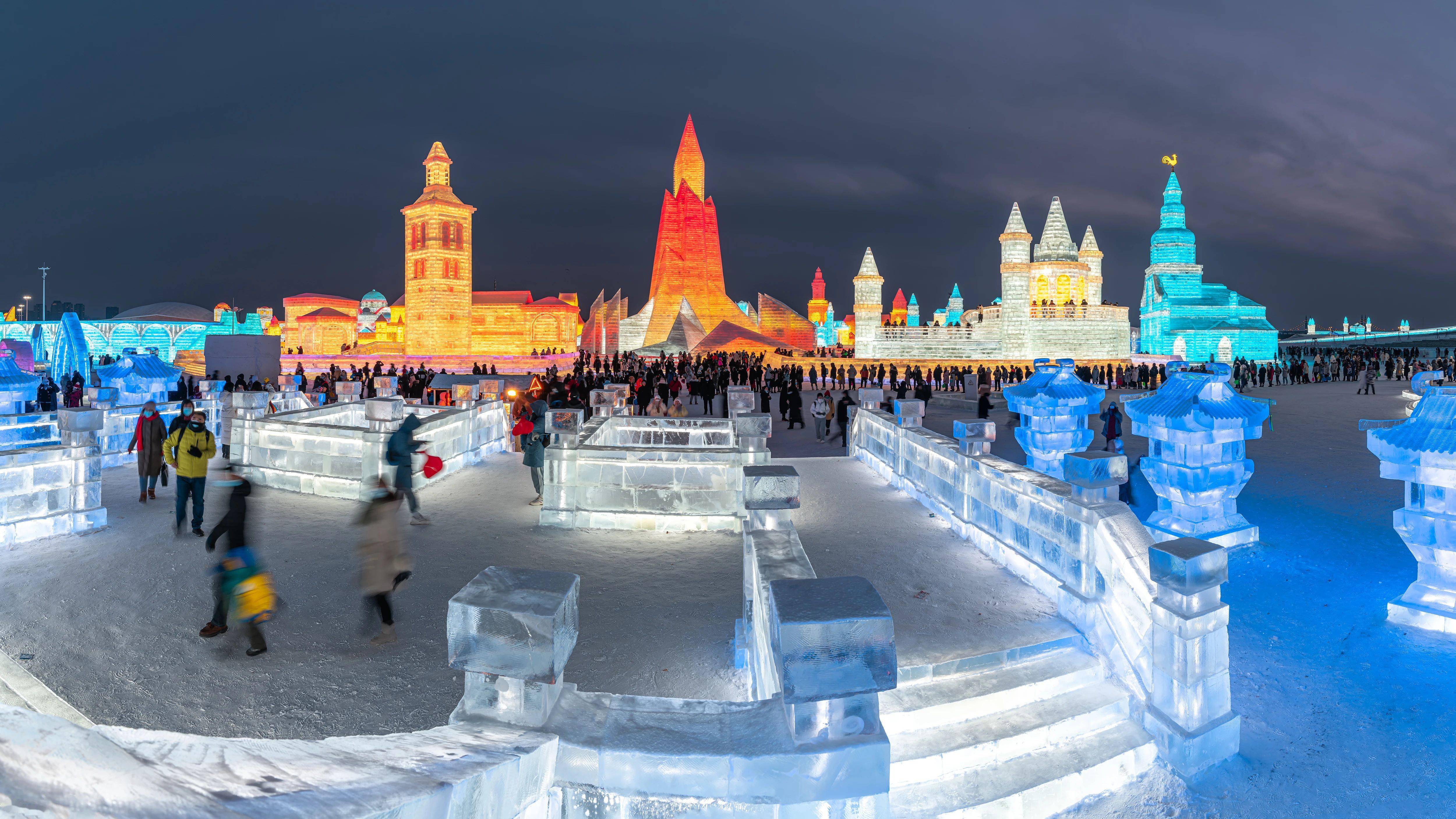 冰雪大世界很多人认识了哈尔滨爱上黑龙江喜欢上了豪爽的东北人铭记了