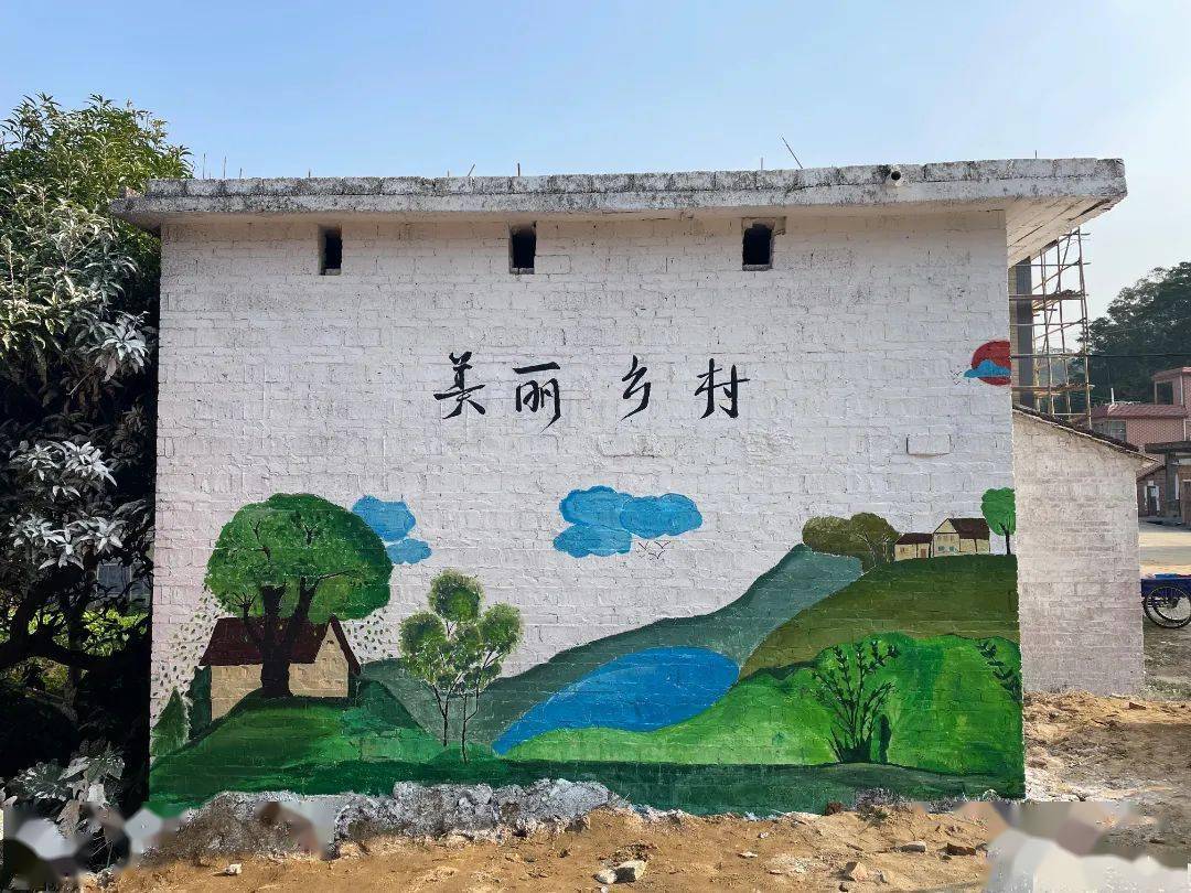 家门口的风景线青春投身乡村振兴彩绘点靓更合美丽乡村